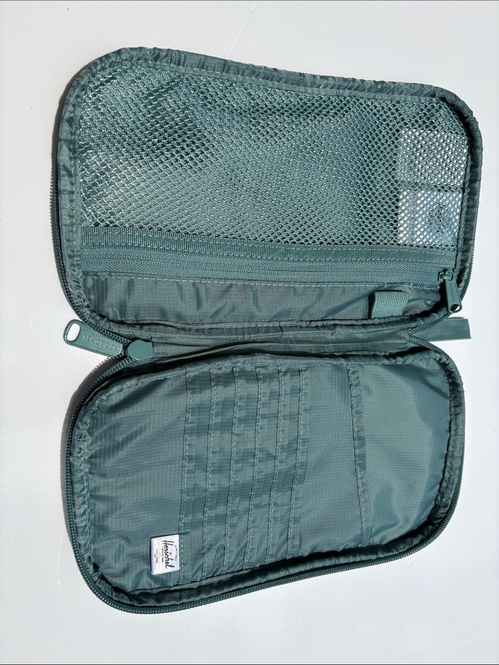 Herschel Supply Company Dark Teal Travel Pouch NWOT - Picture 3 of 8